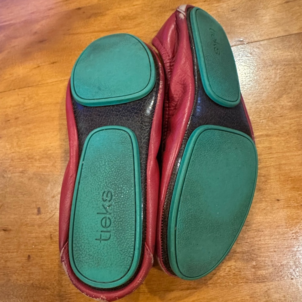 Tieks Red Leather Ballet Flats size 7 - Picture 4 of 8